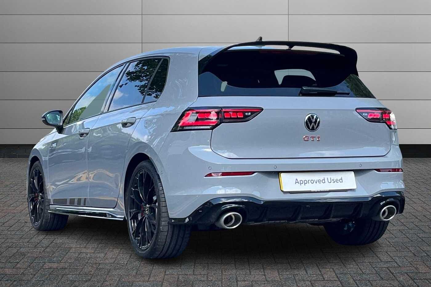 Volkswagen Golf 2.0 TSI GTI Clubsport Hatchback 5dr Petrol DSG Euro 6 (s/s) (300 ps)