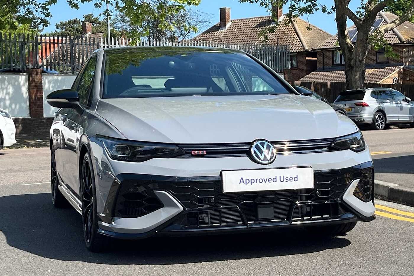 Volkswagen Golf 2.0 TSI GTI Clubsport Hatchback 5dr Petrol DSG Euro 6 (s/s) (300 ps)